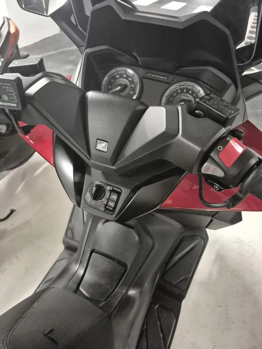2023 Honda Forza 350CC Scooter, Red - Image 3