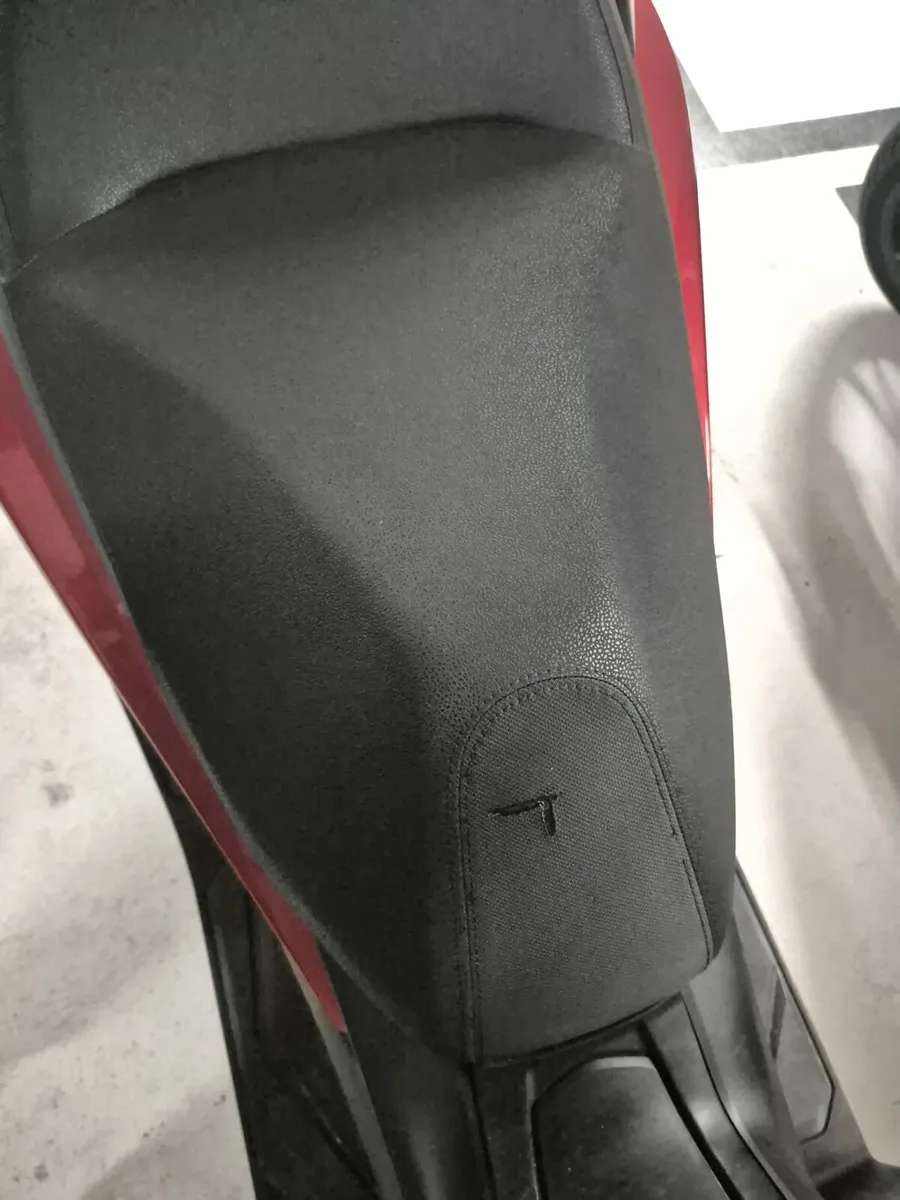 2023 Honda Forza 350CC Scooter, Red - Image 4