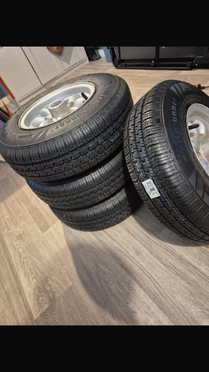 Classic mini Wheels - Image 1