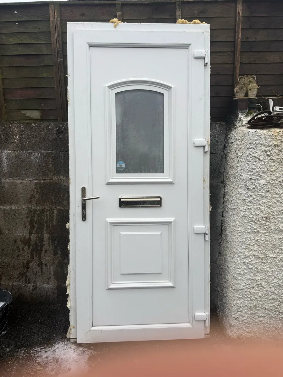 Pvc front door - Image 2