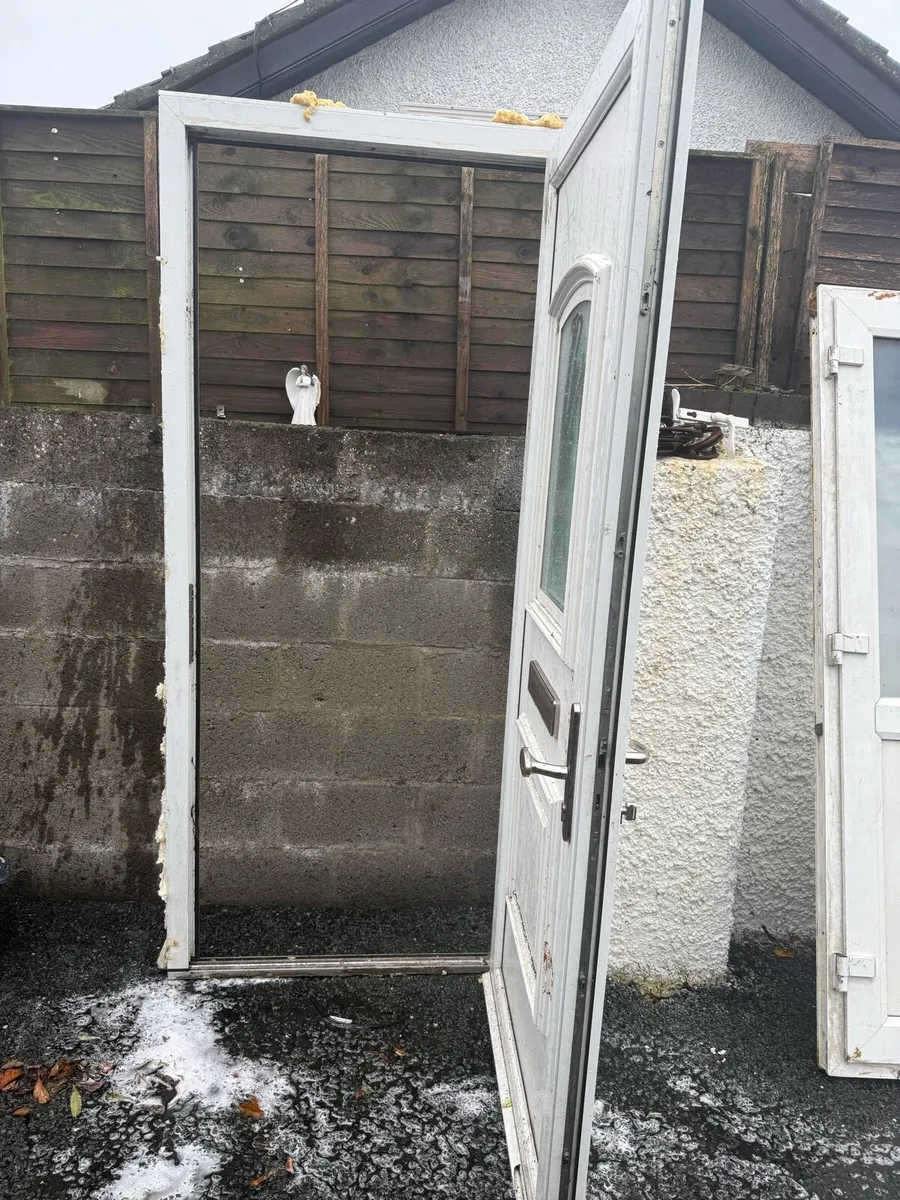 Pvc front door - Image 4
