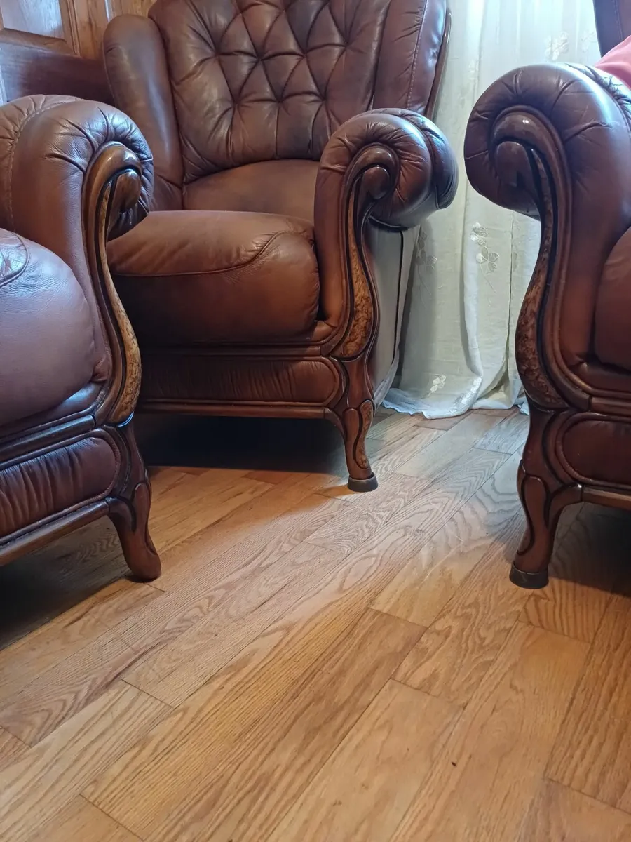 Leather Sofa 3 1 1 suite - Image 4