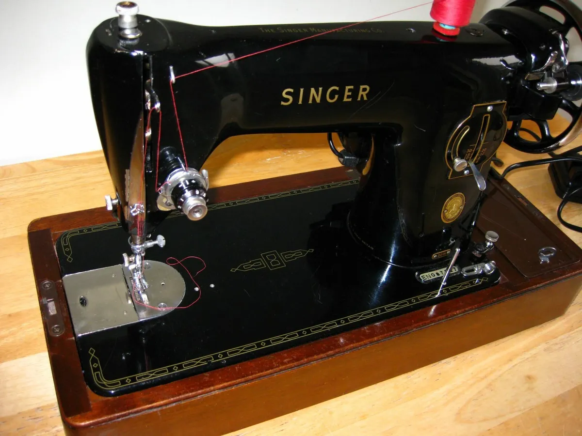 Spotless Singer 201K Quality Sewing Machine. - Image 1