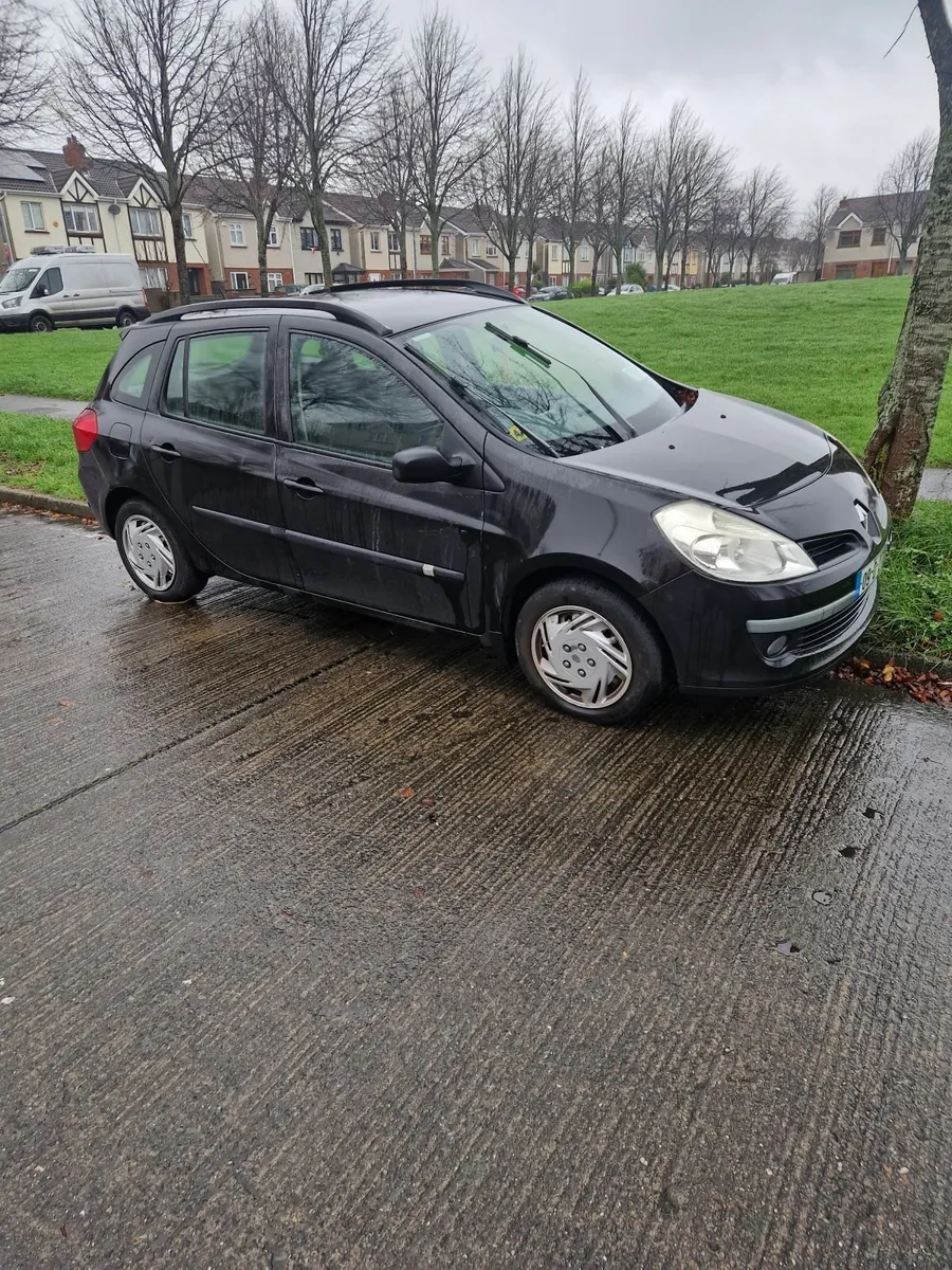 Renault Clio 2009 - Image 1