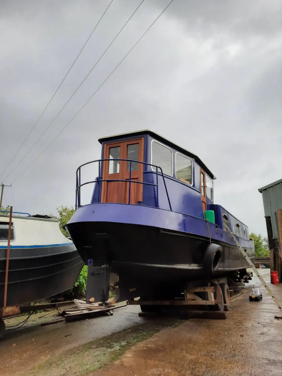 Barge boat - Image 3