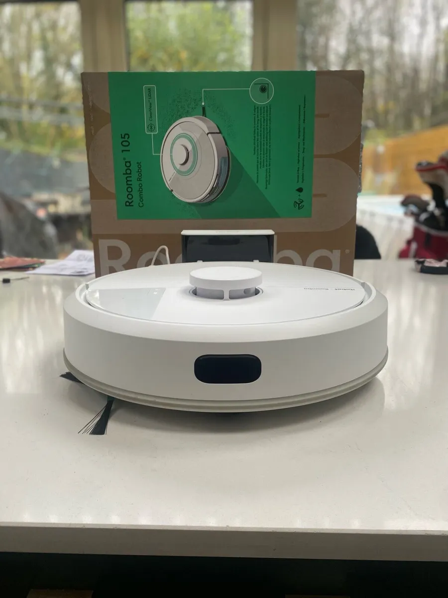 Roomba Hoover - Image 1