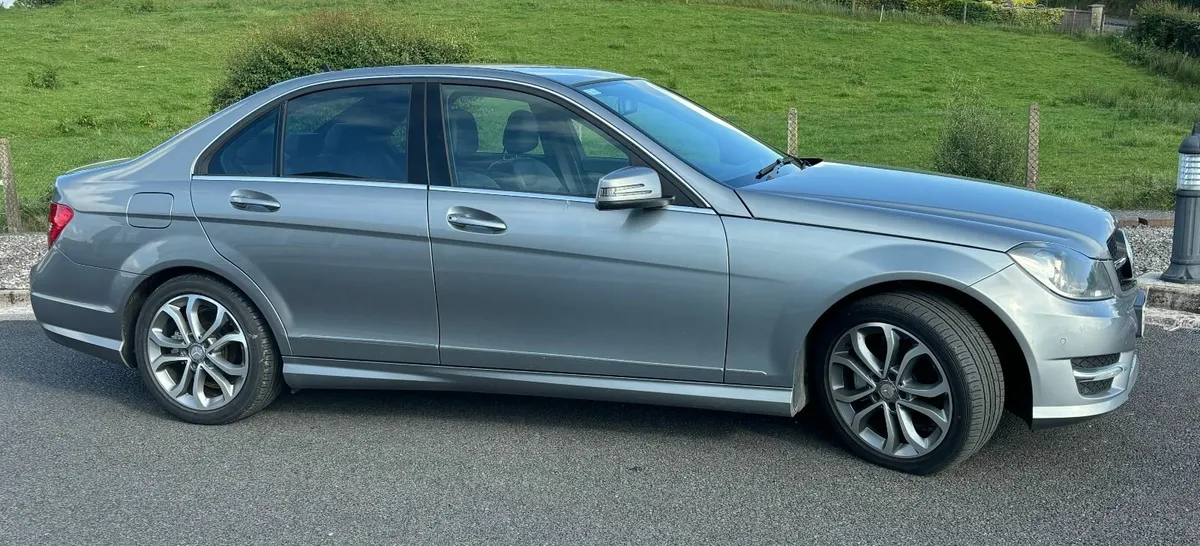 Mercedes-Benz C-Class 2013 - Image 2