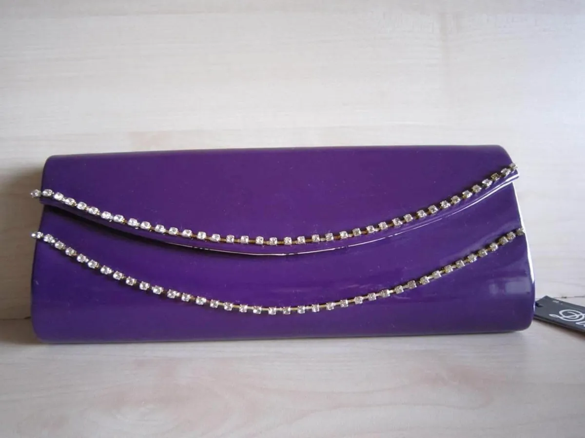 new clutches 28 each - Image 4