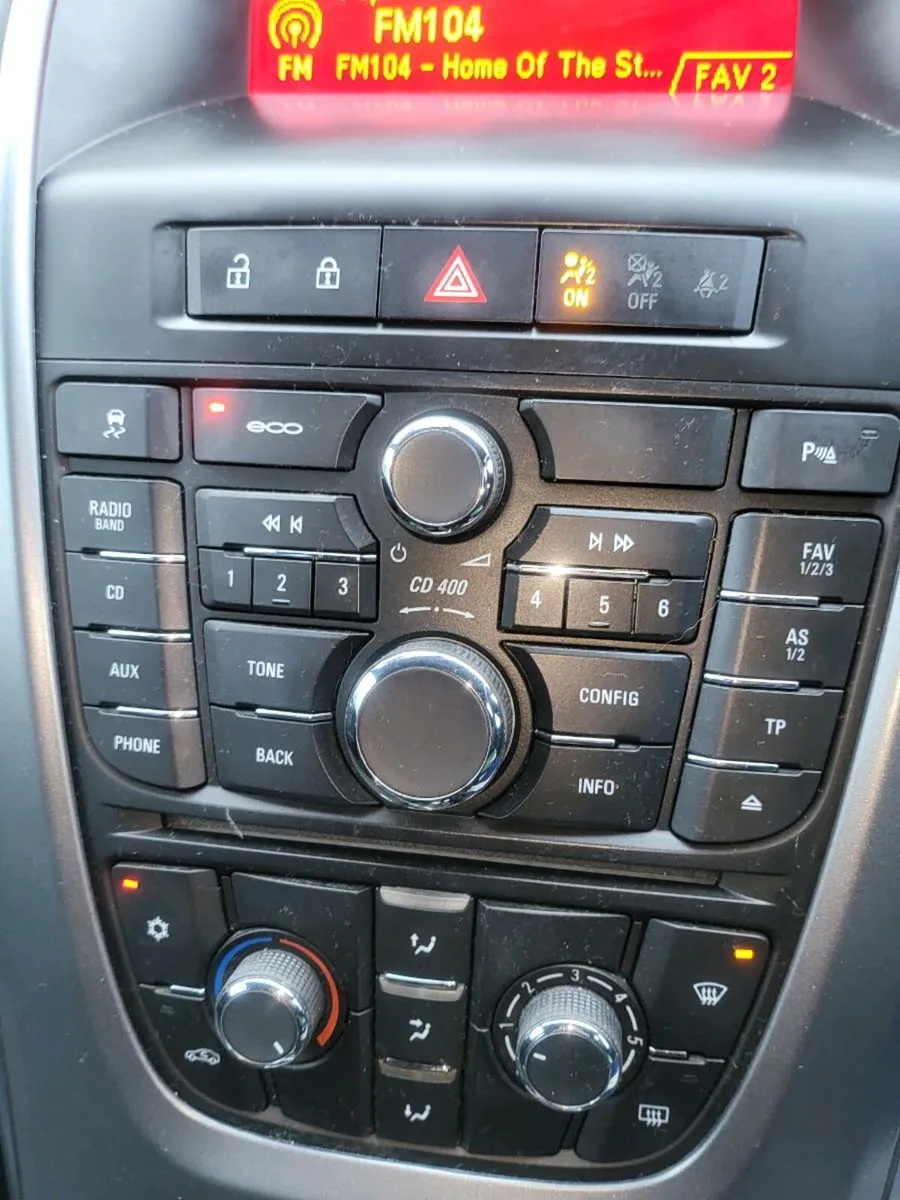 OPEL Astra 2015 NCT 10 05 2026 - Image 3