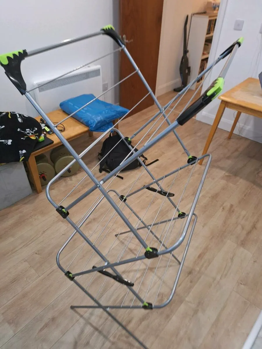 Clothes drying rack - Image 1