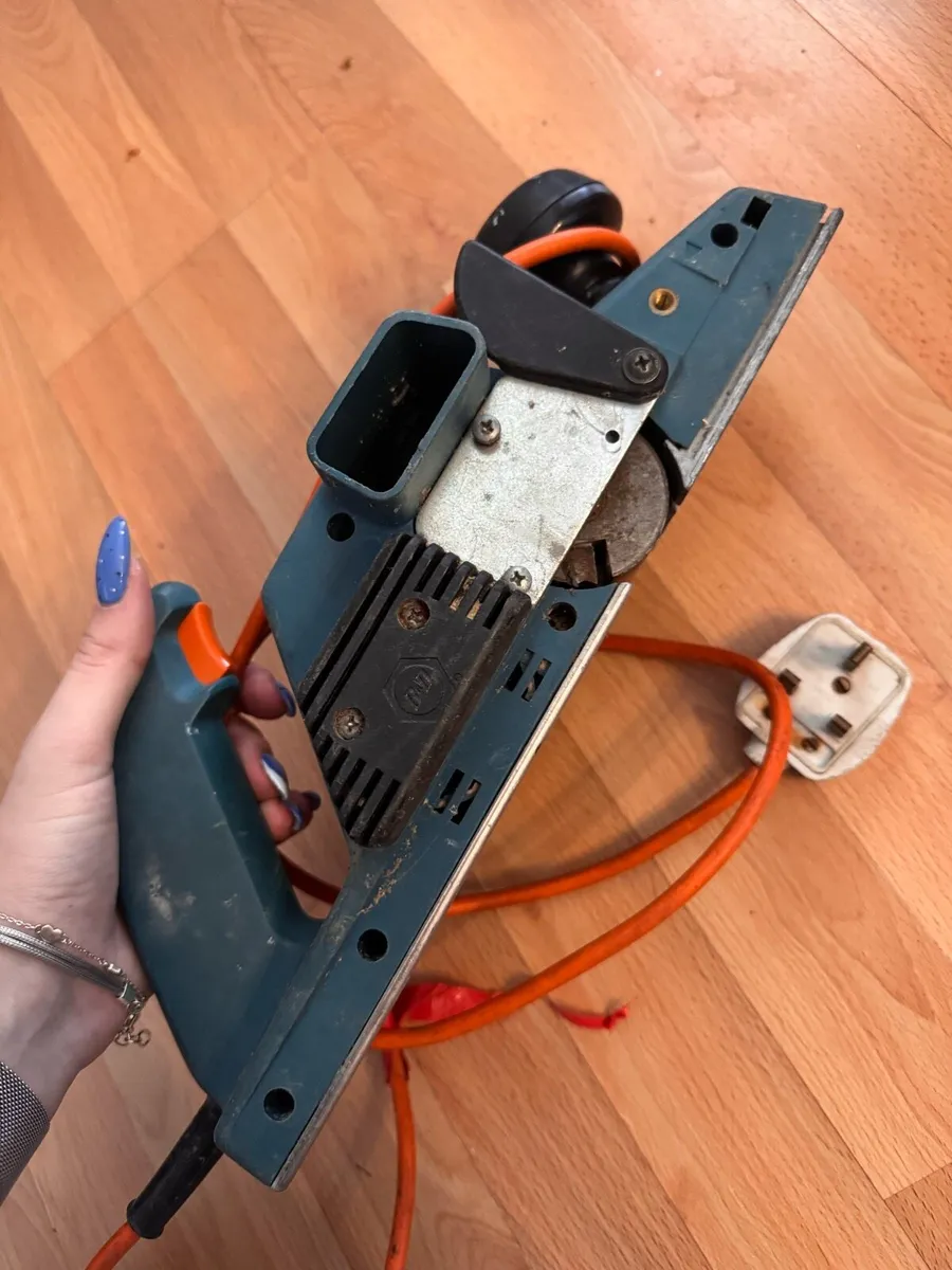 Plane black and decker - Image 1