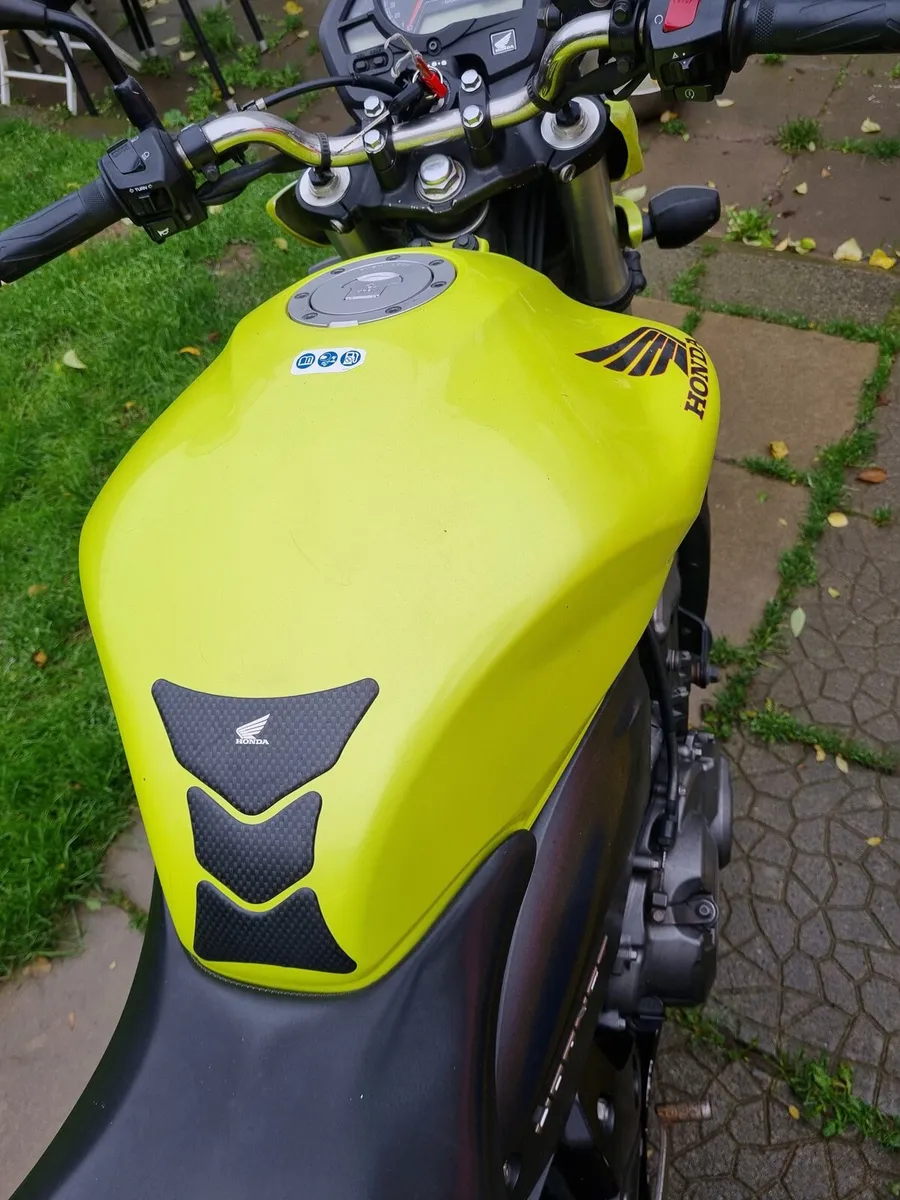 Honda hornet 600fa 2011 - Image 2