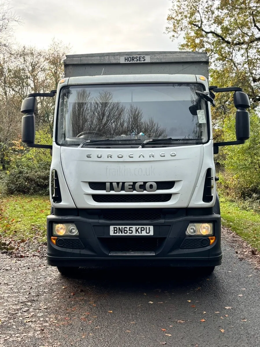 Livestock lorry - Image 3