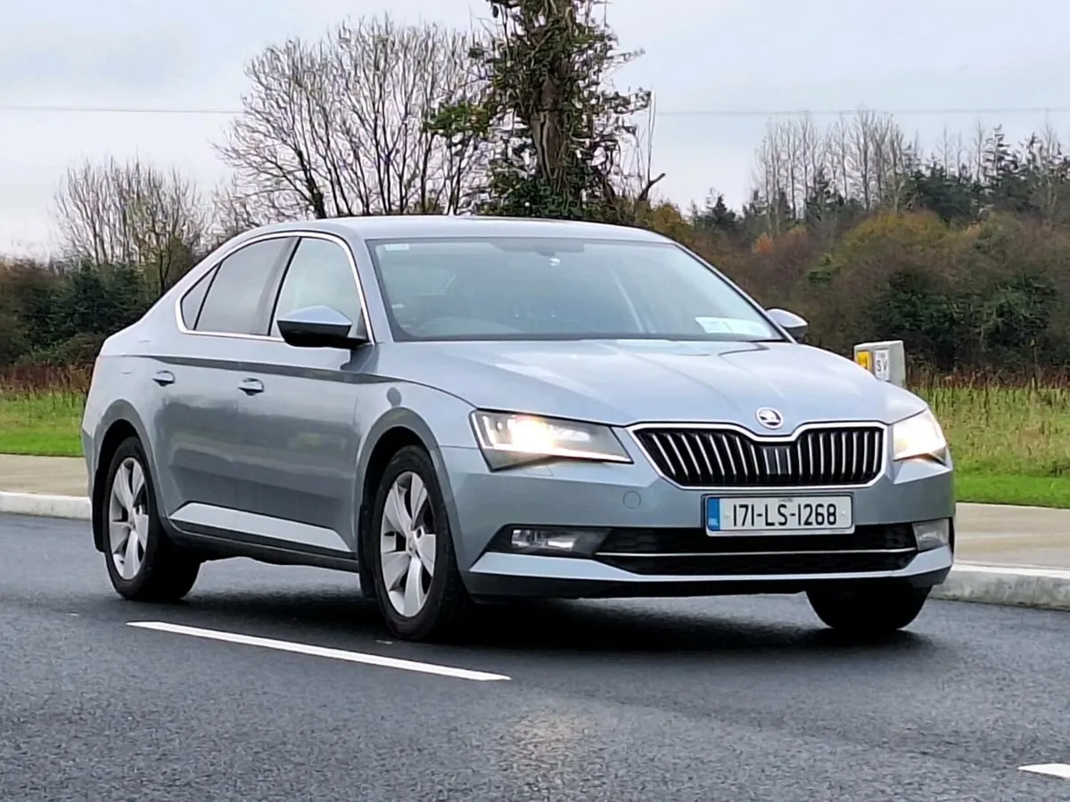SKODA SUPERB 2.0 TDI - Image 1