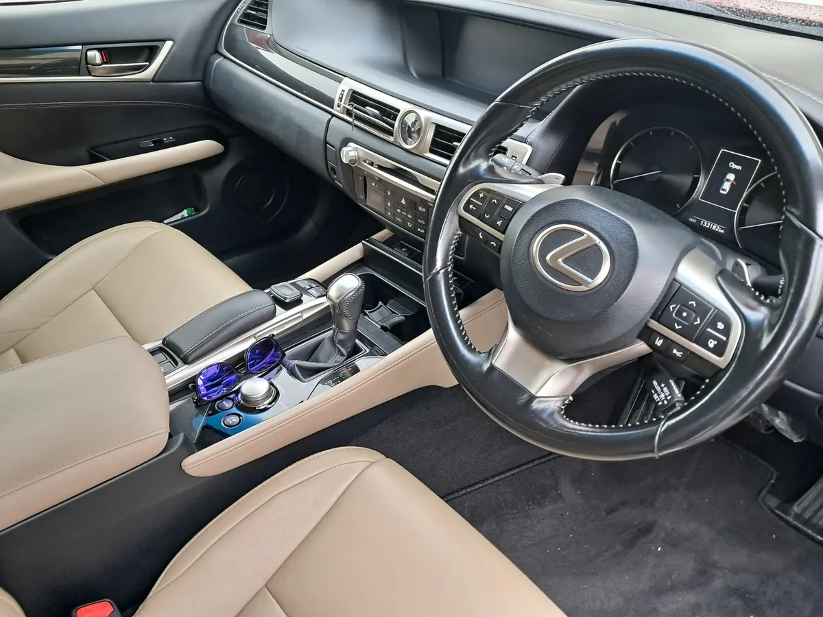 Lexus GS300H Executive - Image 3