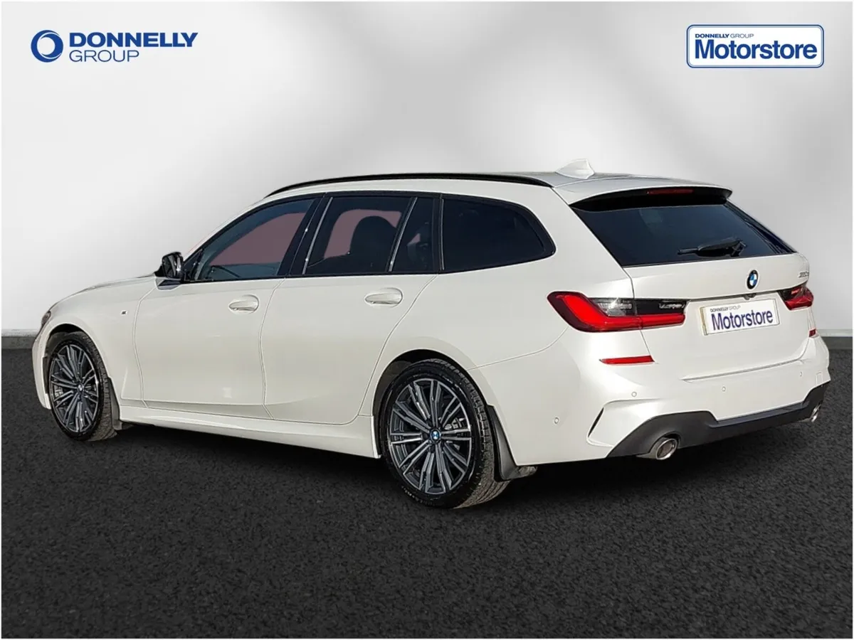 BMW 3 Series Diesel Touring M Sport - Image 2