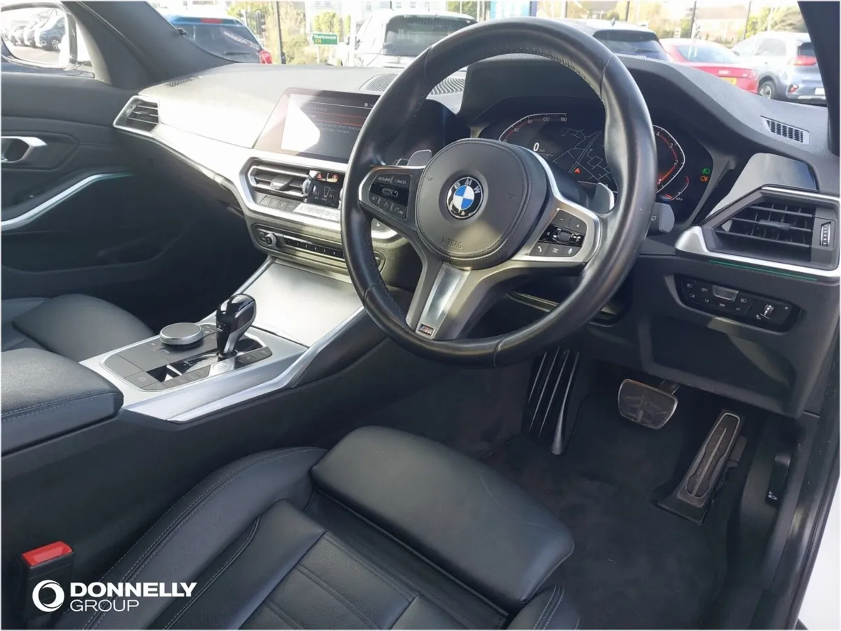 BMW 3 Series Diesel Touring M Sport - Image 4