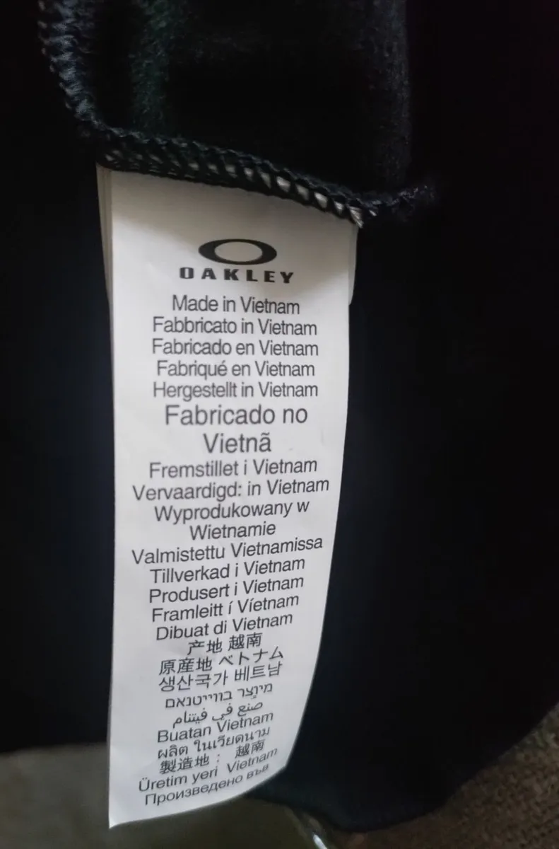 Oakley Hoodie L New - Image 4