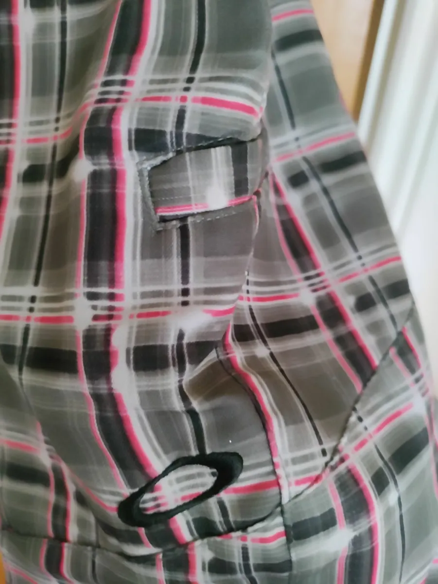 Oakley Golf Pants 36Wx30L - Image 2