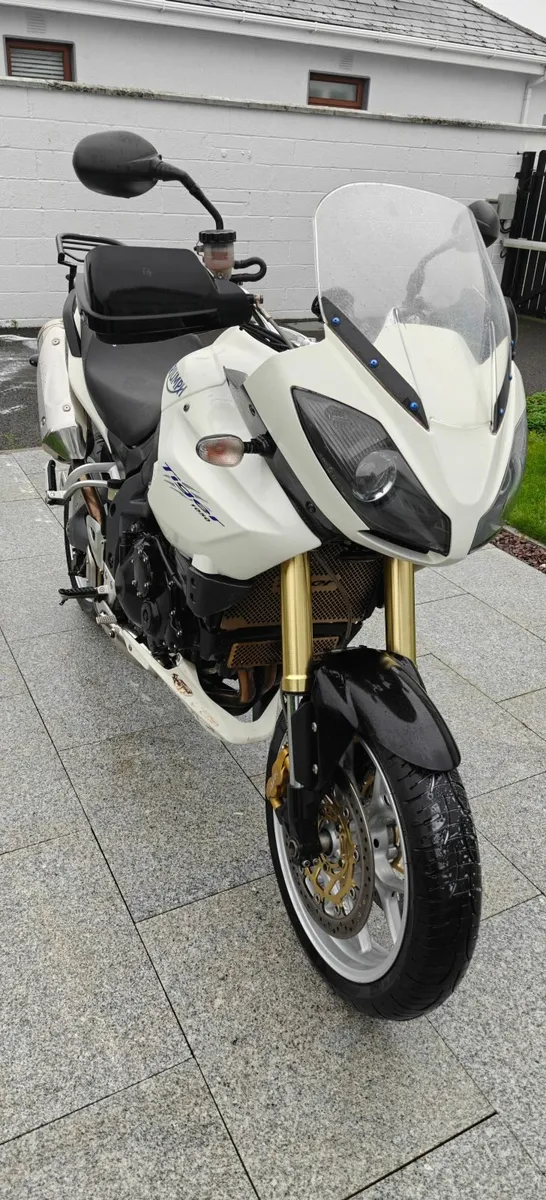 Triumph Tiger 1050 - 2009 - Image 2