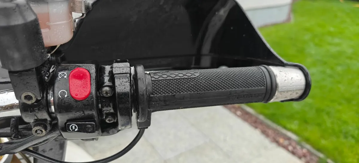 Triumph Tiger 1050 - 2009 - Image 4