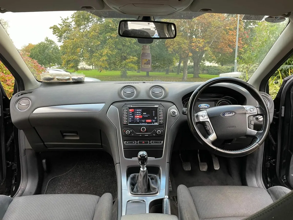 Ford Mondeo ECO Boost Titanium - Image 3