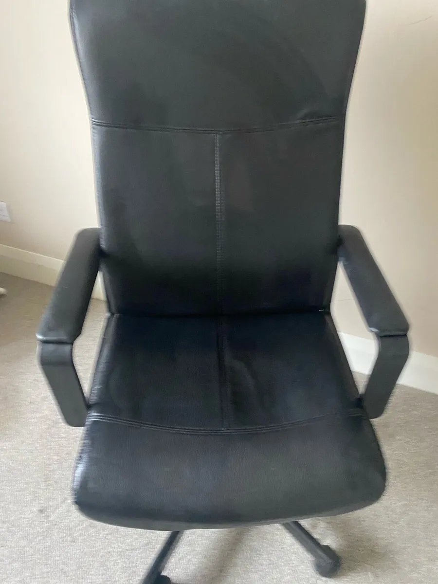 IKEA MILLBERGET Swivel chair, Murum black - Image 1