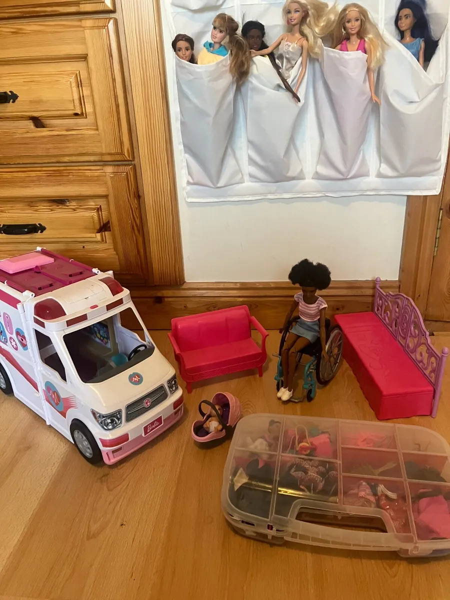 Barbie toys , all dressed. Ken’s, Barbie’s sister - Image 4