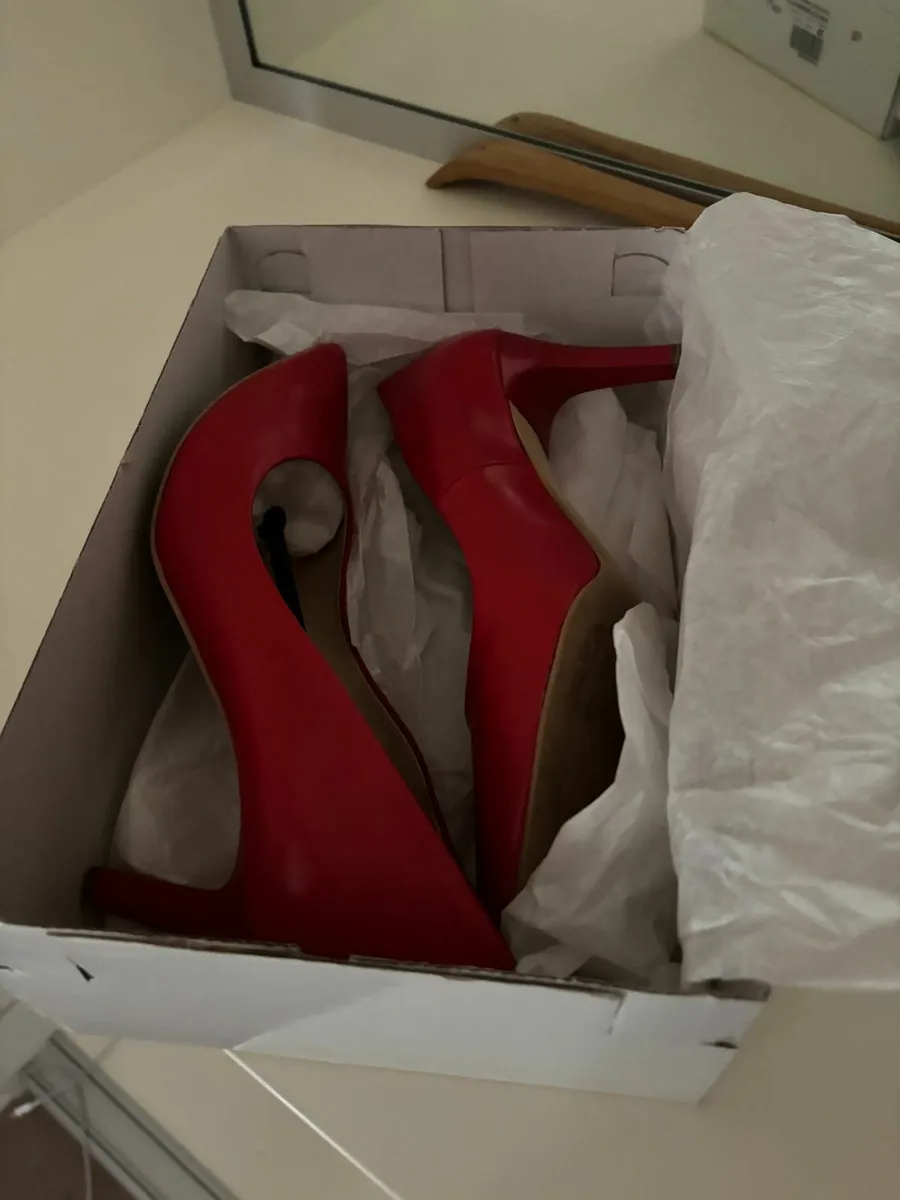 Solo Femme Ladies Red Shoes - Image 1