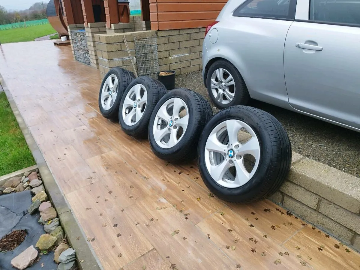 4 BMW alloys R17 pcd 5x120 - Image 1