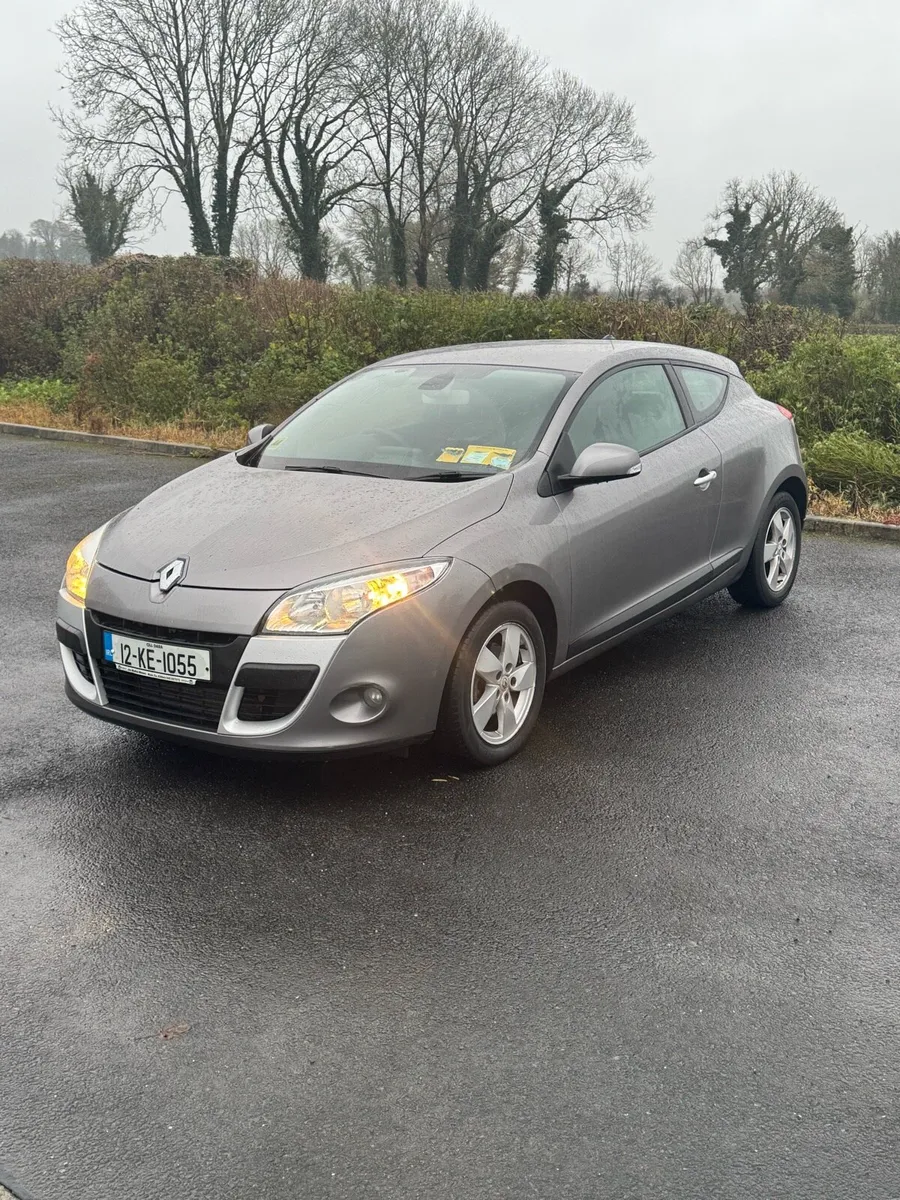 Renault megane new Nct tax low milage - Image 2