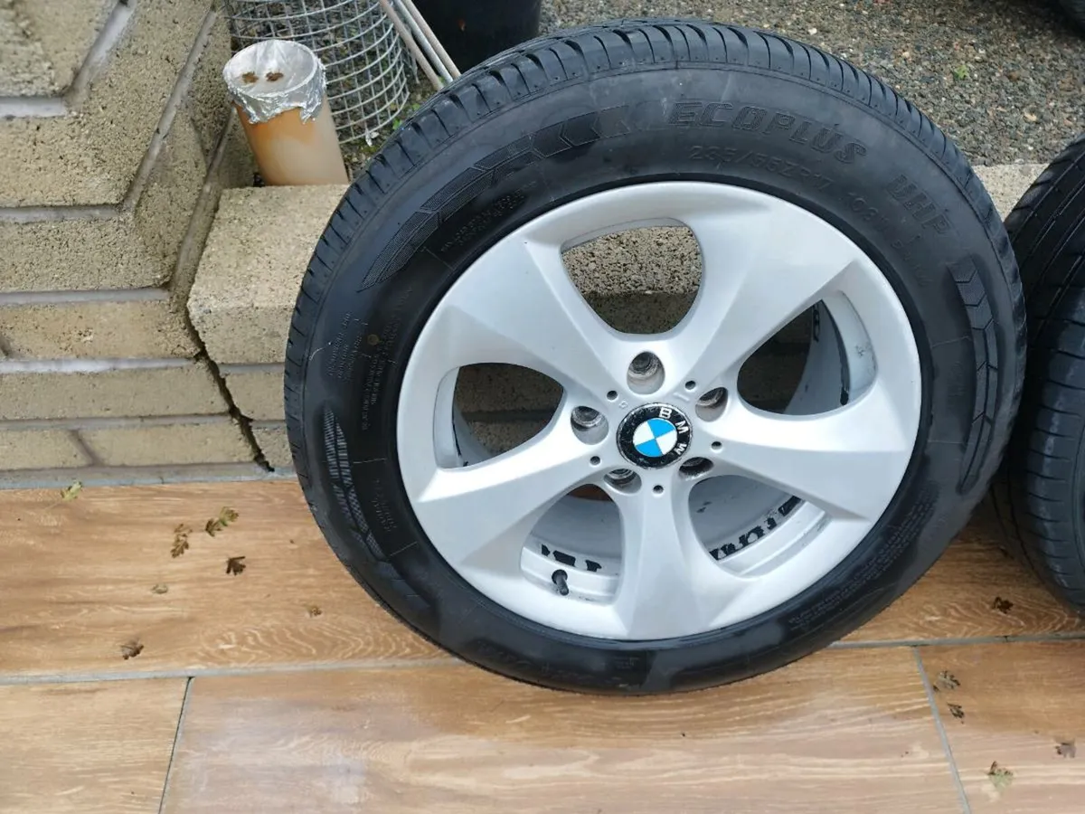 4 BMW alloys R17 pcd 5x120 - Image 3