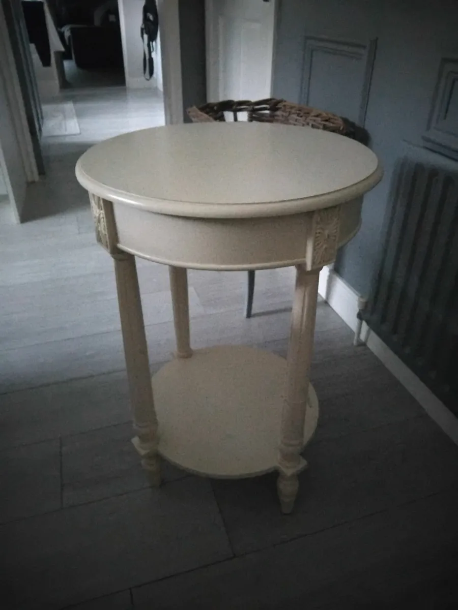 Side table - Image 1