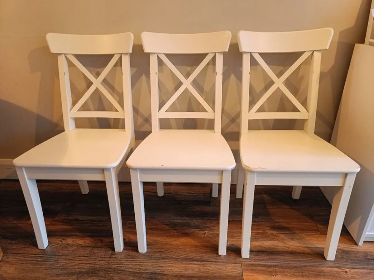 Oak Dining Table and Chairs - Image 4