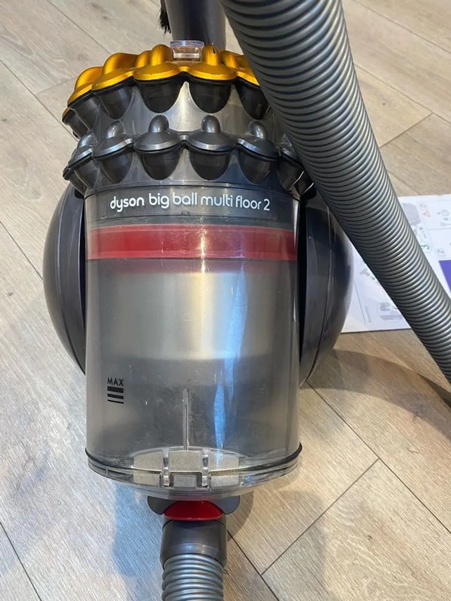 vacuum- Dyson - Image 2