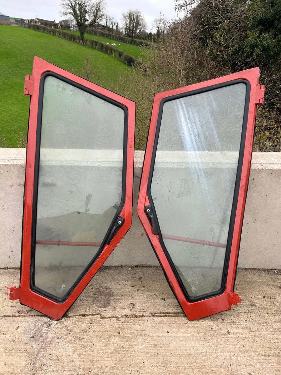 x2 Fiat Super Comfort Cab Doors - Image 1