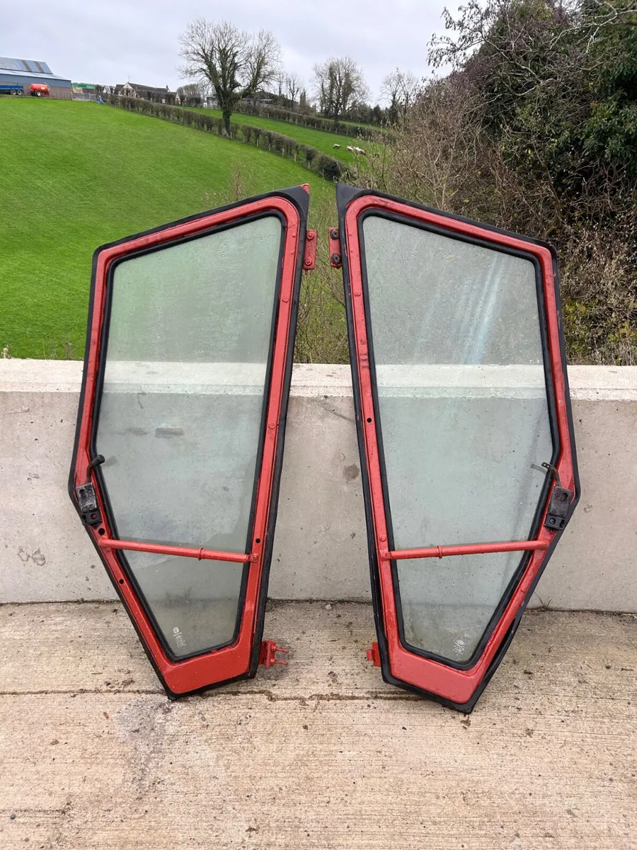x2 Fiat Super Comfort Cab Doors - Image 4