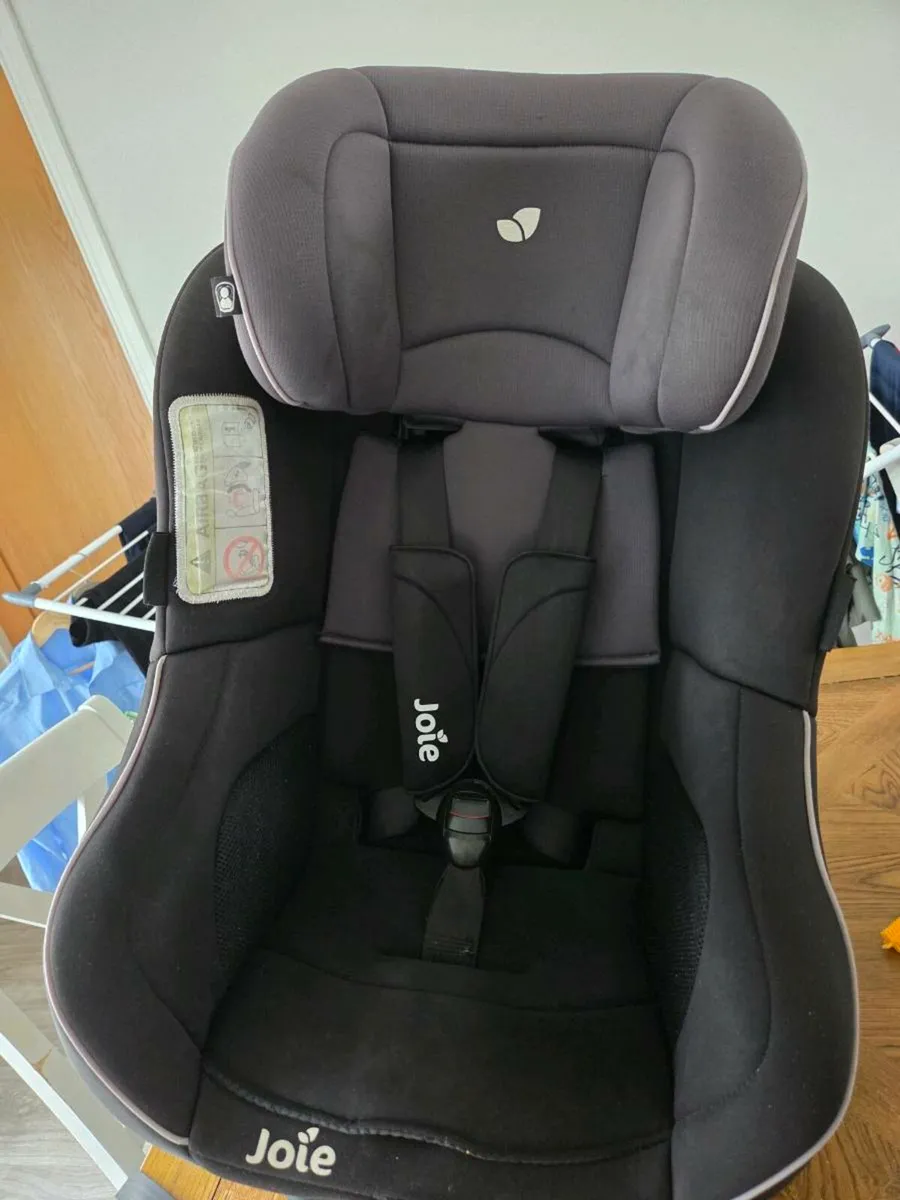 Joie 360 Spin Carseat - Image 1
