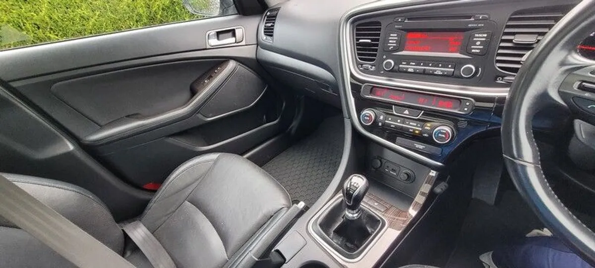 2015 Kia Optima - Image 4
