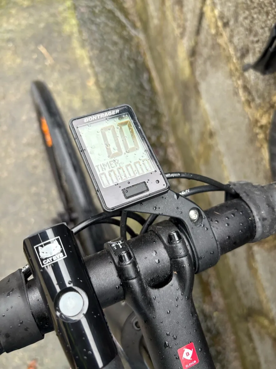 Trek Domane AL 2 Gen 4 - Image 4