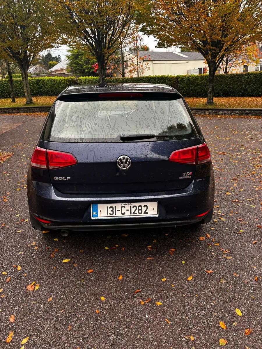 Volkswagen golf - Image 2