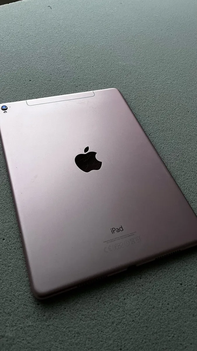 Ipad pro 9.7 - Image 1