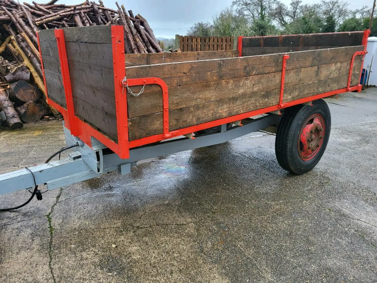 Tipping trailer - Image 1