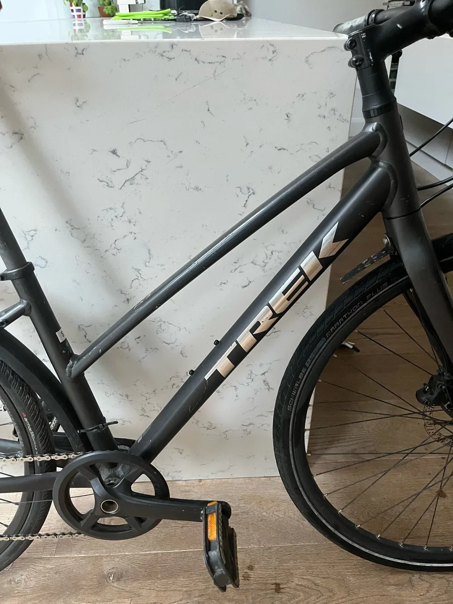 Trek FX 3 Disk Stagger - Image 4