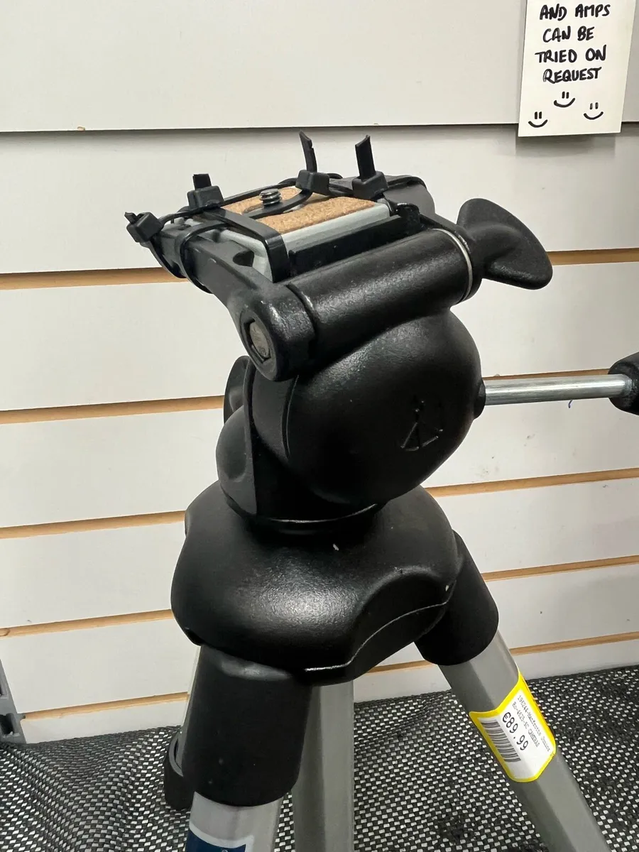 Manfrotto Junior Tripod - Image 2