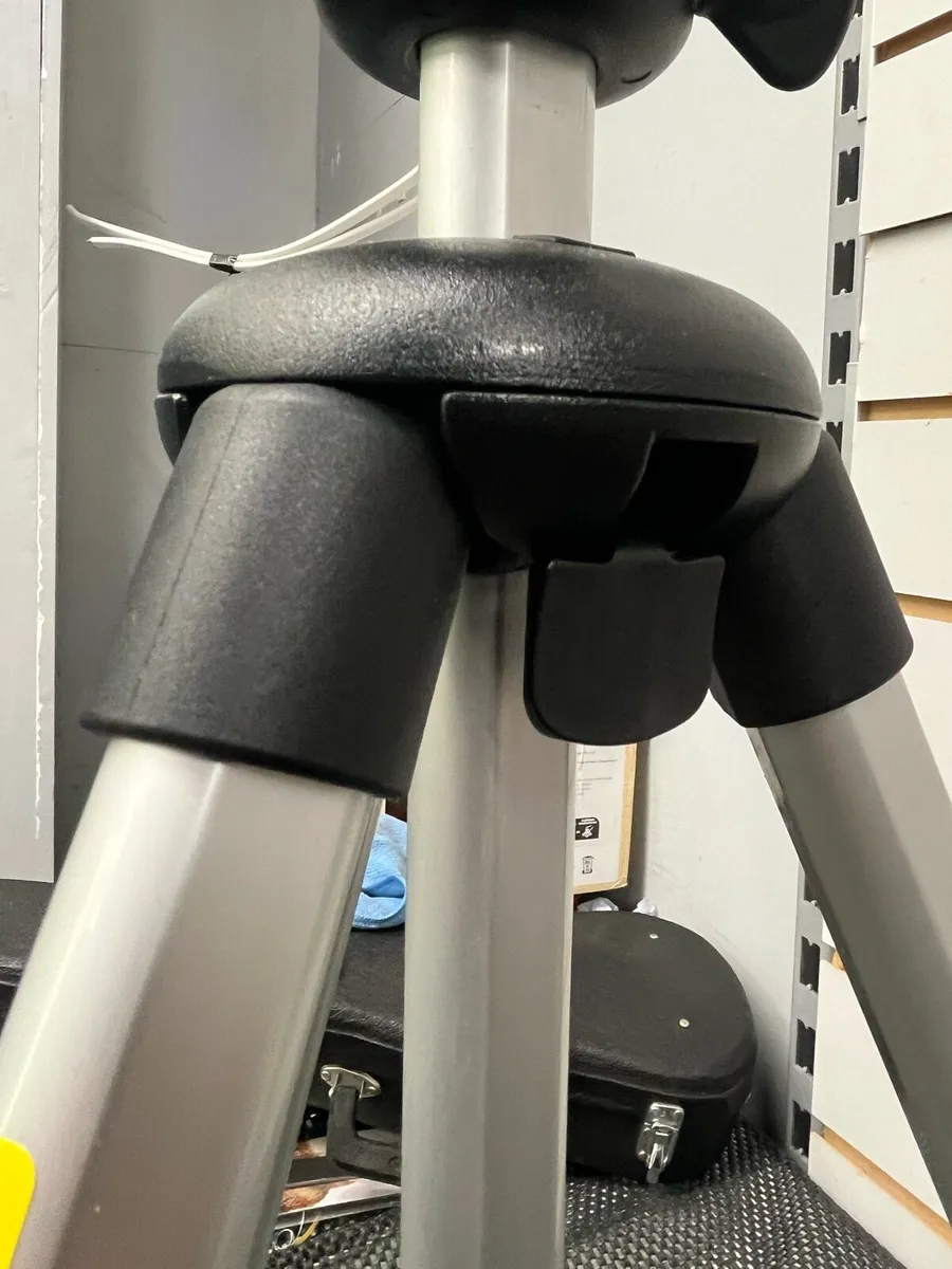 Manfrotto Junior Tripod - Image 3