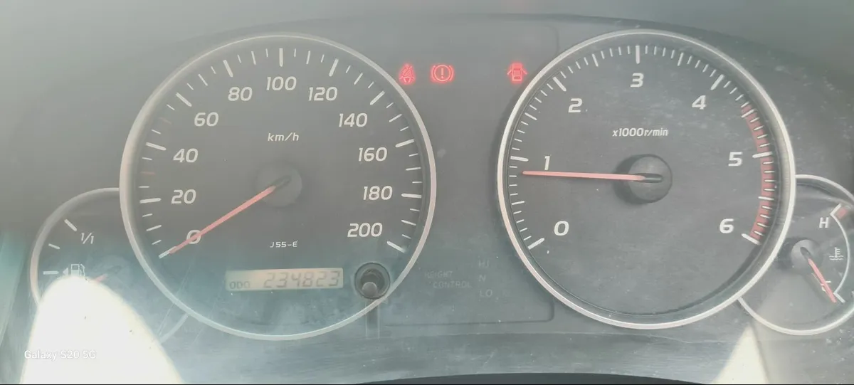 Toyota Landcruiser - Image 3