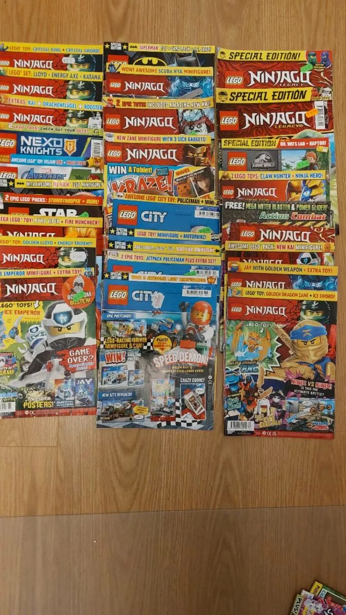 Lego magazines - Image 1