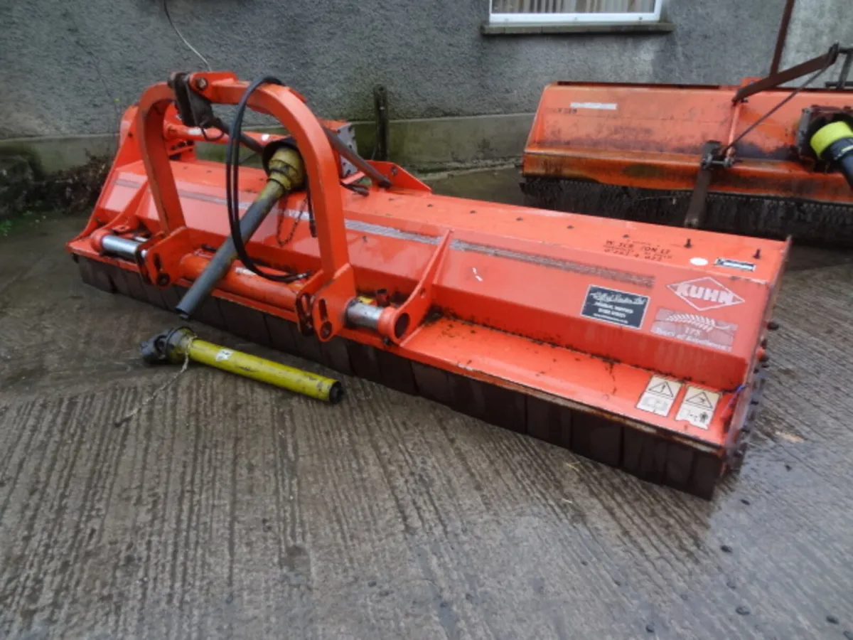 Kuhn VKM305 Mounted Flail Mower Mulcher Topper - Image 3