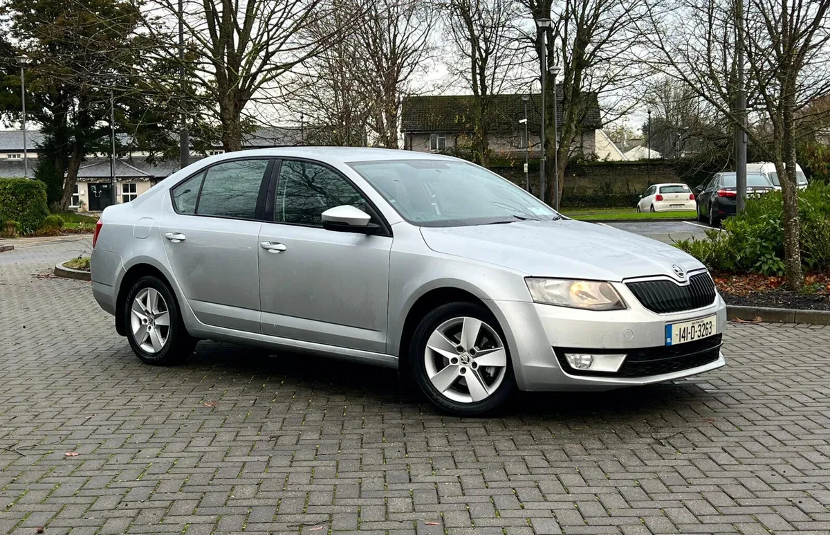 Skoda Octavia Ambition 2014 1.6TDI new nct 5/26 - Image 2